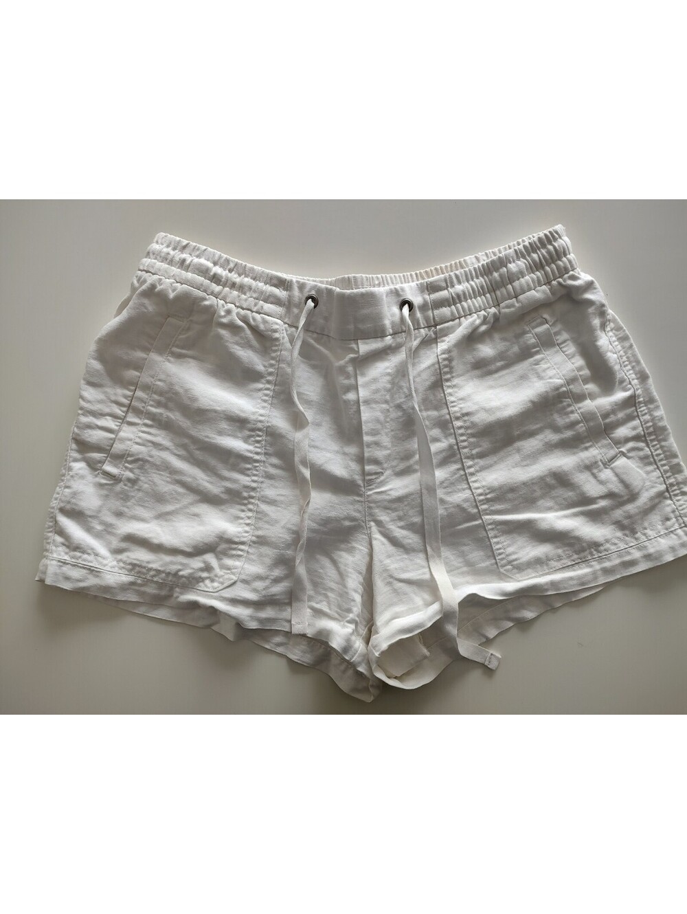 GAP Women's White Linen Blend Elastic Waist Shorts Size M